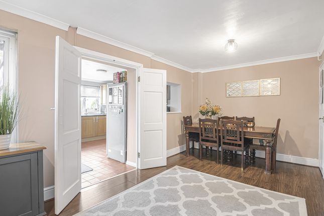 99, Pancroft, Romford photo 4