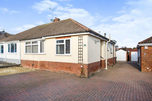 Thumbnail Bungalow for sale in Deverell Place, Waterlooville