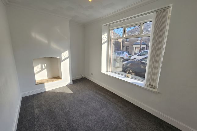 4 Brombil Street, Port Talbot photo 2