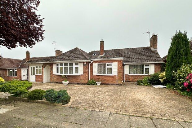 Thumbnail Detached bungalow to rent in Newhaven Road, Leicester