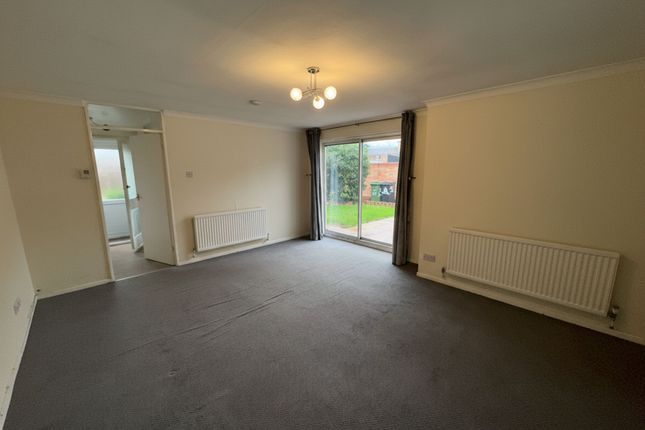 21 Bardney, Peterborough photo 3