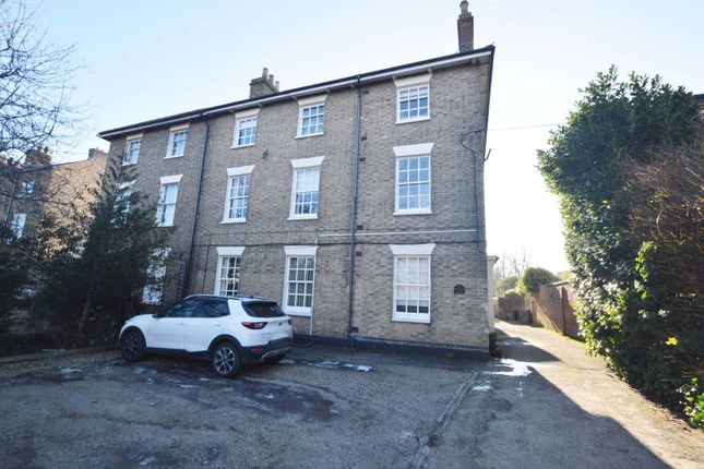 Flat for sale in Hillmorton Road, Rugby