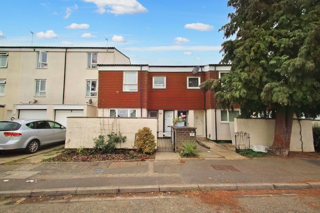 Thumbnail Flat for sale in St. Helens Close, Uxbridge, Greater London