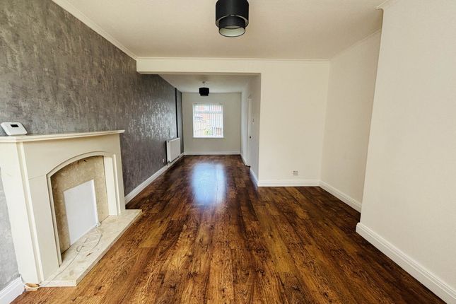 104, Saxon Way, Liverpool photo 4
