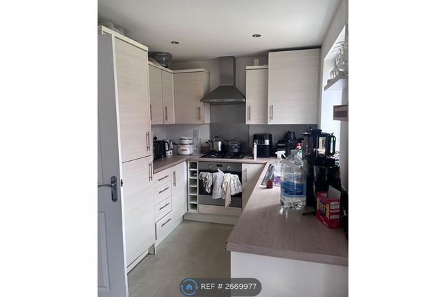 Fairhaven, Hampton Gardens, Peterborough photo 5