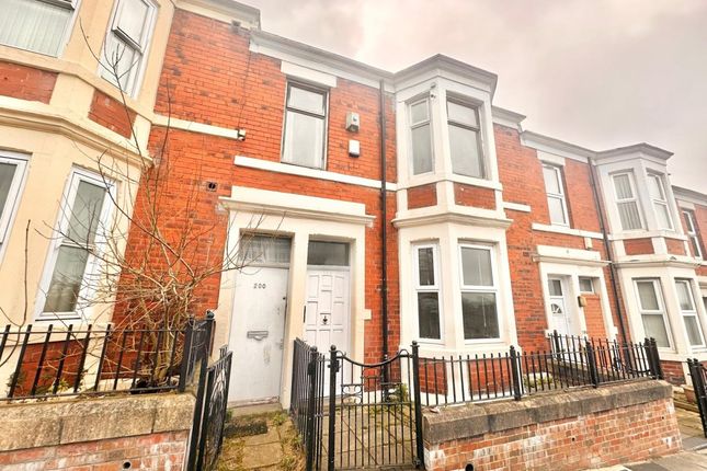 Thumbnail Flat to rent in Condercum Road, Benwell, Newcastle Upon Tyne