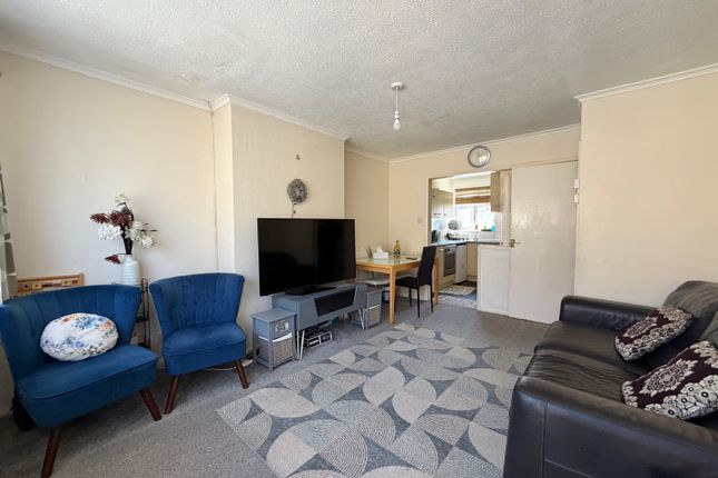 10, Peacehaven photo 4