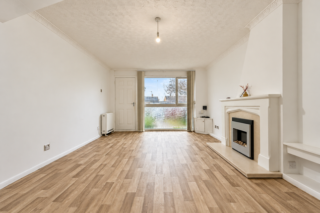 25 Telford Way, Leicester photo 5