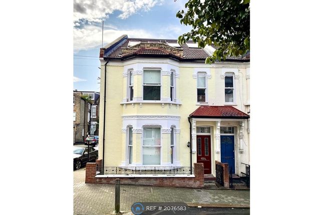 Thumbnail Room to rent in Herndon Road, London