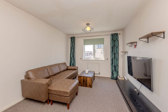 35 Wilton Court, Stoke-On-Trent photo 4
