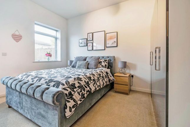 Flat for sale in Amy Johnson Way, York