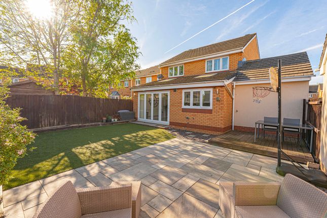 129 Churchwood, Pontypool photo 4