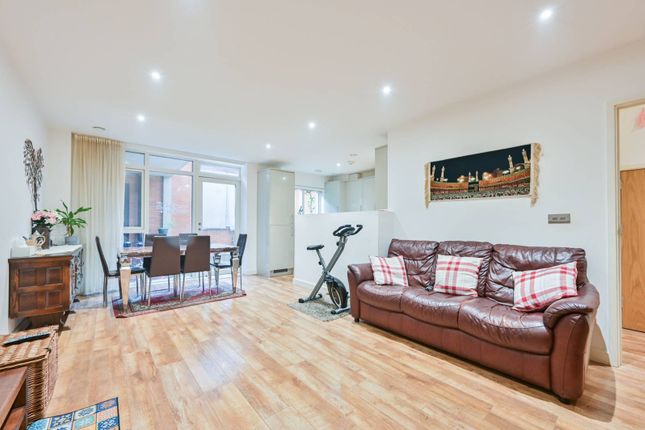 Maisonette for sale in Ruby Mews, Wood Green, London