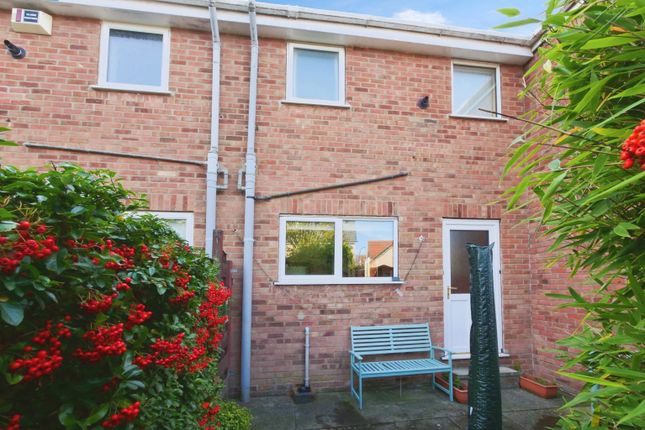 23, Harrow Glade, York photo 4