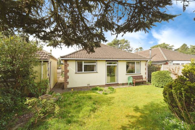 2-bed house on 6, St. Ives End Lane, Ringwood, £350,000