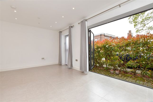 Grovelands Road, Purley photo 4
