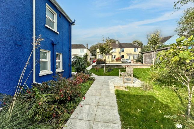 3, Manor Crescent, Tenby photo 4