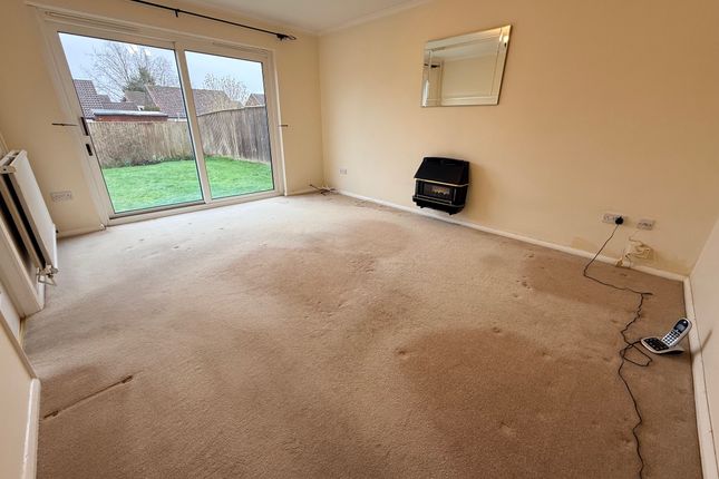 6 Lower Ream, Yeovil photo 2