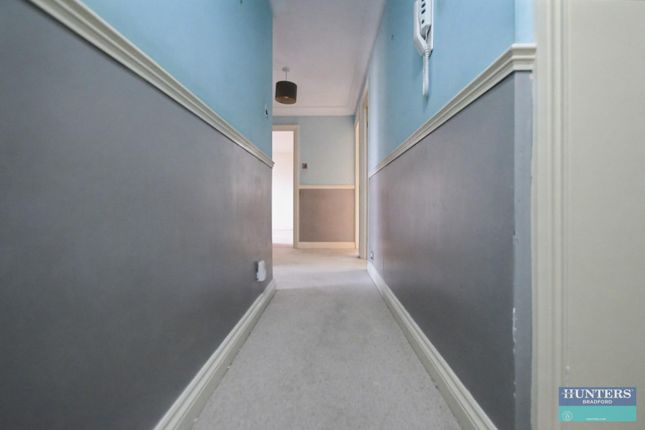 71 Buchan Towers, Radwell Drive, Bradford photo 2