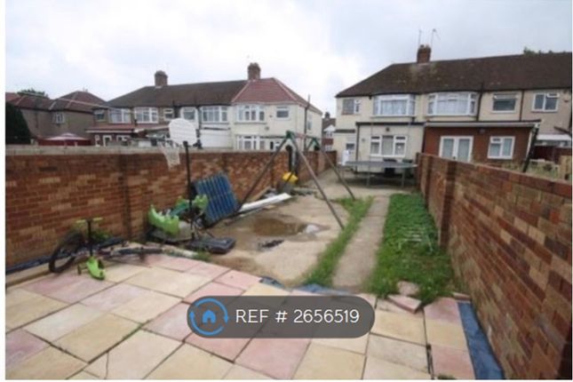 Stormount Drive, Hayes photo 5