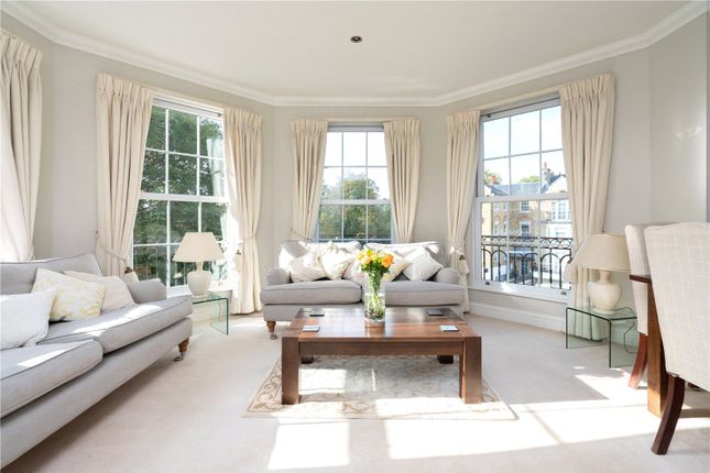 Thumbnail Flat for sale in Southlands Drive, Wimbledon, London