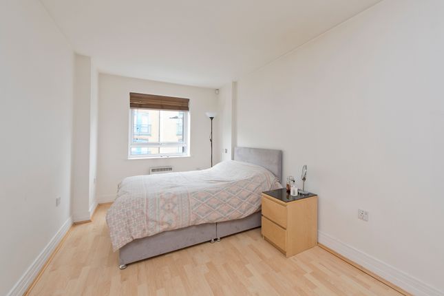 Thumbnail Flat to rent in Stanton House, 620Rotherhithe Street, London