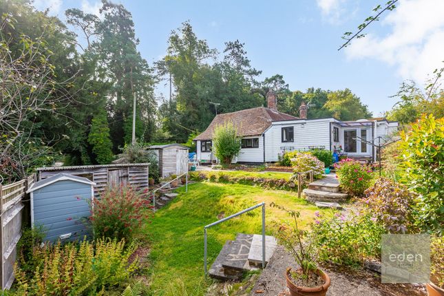 Thumbnail Cottage for sale in North Road, Goudhurst