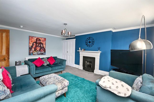 Flat B, 2, Jevington Gardens, Eastbourne photo 5