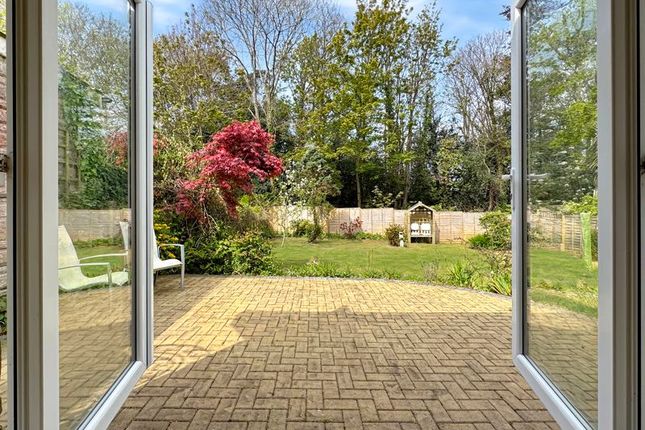 Detached bungalow to rent in Marina Avenue, Ryde