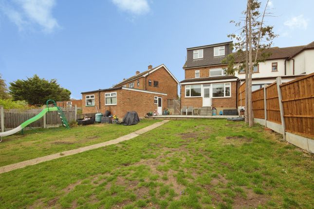 33, Arlington Gardens, Essex photo 2