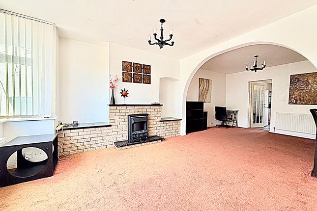 28, Oak Road, Bedford photo 2