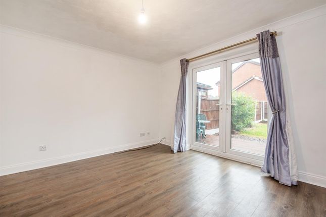 24, Olive Close, Chorley photo 4