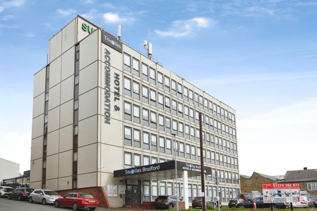 1-bed flat on 411 Sunbridge Halls, 178 Sunbridge Road, Bradford, £25,000