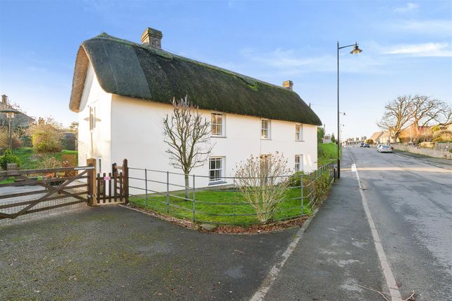 Thumbnail Cottage for sale in Athelhampton Road, Puddletown, Dorchester