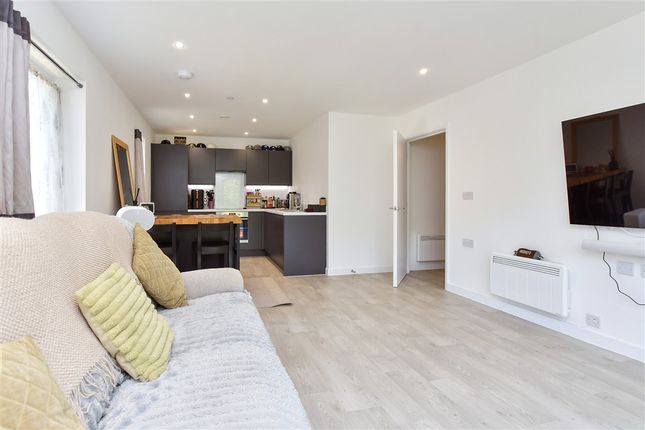 Denman Place Coldean, Brighton photo 4