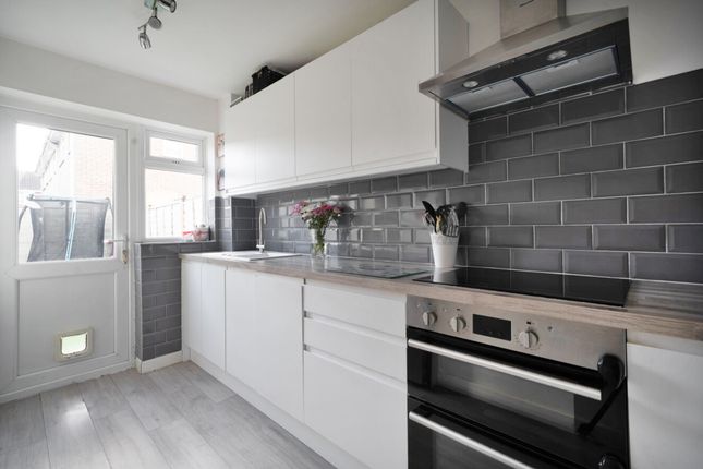 45 Flansham Park, Bognor Regis photo 3