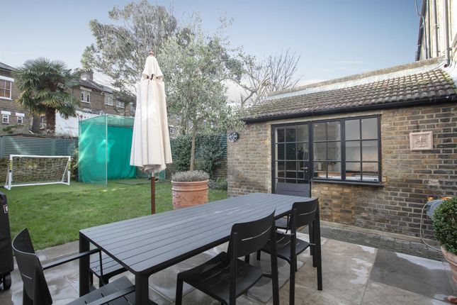 Terraced house for sale in Templar Street, Camberwell