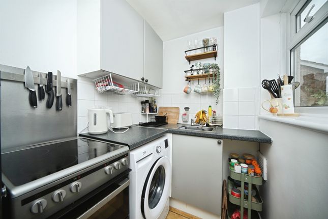 68c, Deane Drive, Taunton photo 5
