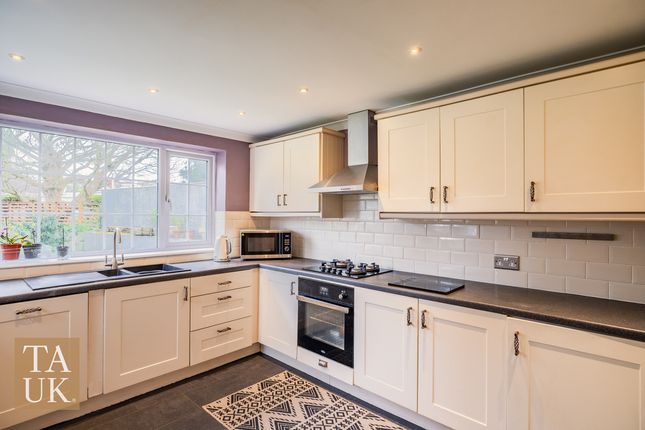 Flat Glandwr, 5, Ffordd Tan Y Bryn, Amlwch photo 4