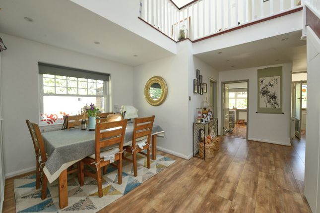 21, Westover Road, Fleet photo 4