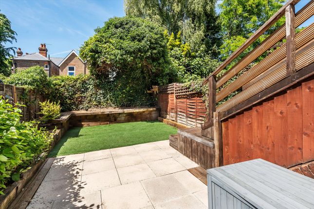 4, Testard Road, Guildford photo 4