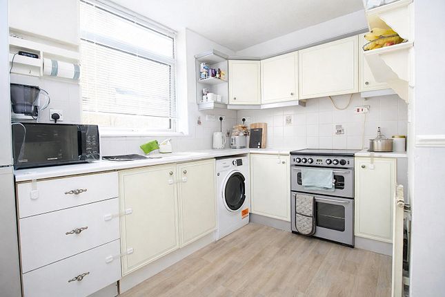 40, Belswains Lane, Hemel Hempstead photo 2