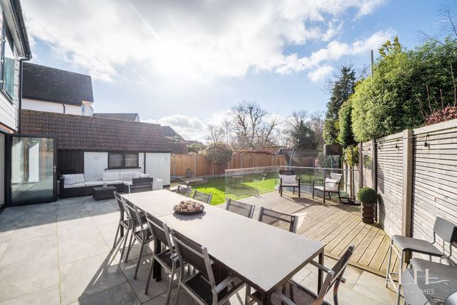 Detached house for sale in Hillside Walk, Brentwood