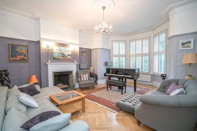 77, Dukes Avenue, London photo 3