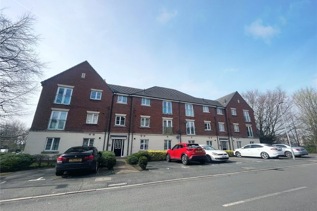 Thumbnail Flat for sale in Tensing Fold, Dukinfield, Greater Manchester