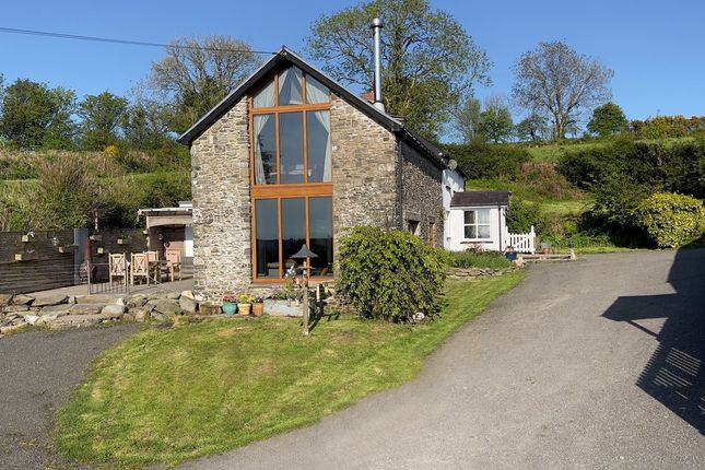 Thumbnail Detached house for sale in Llanllwni, Llanybydder