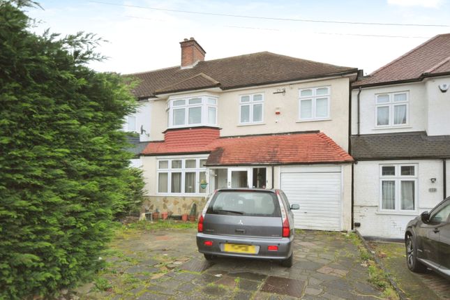 Thumbnail Terraced house for sale in Woodyates Road, London