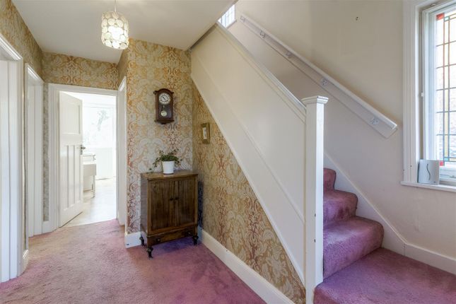 83, Croyland Road, Wellingborough photo 4