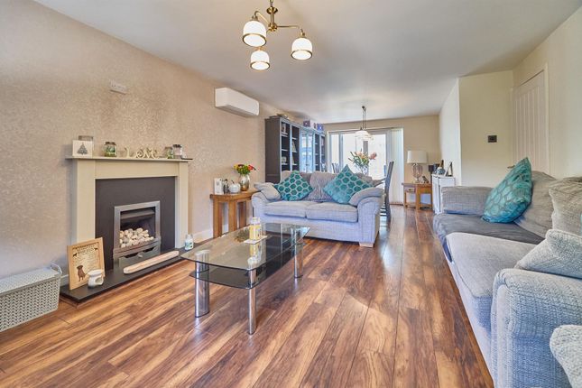 11, Park View, Sharnford photo 3