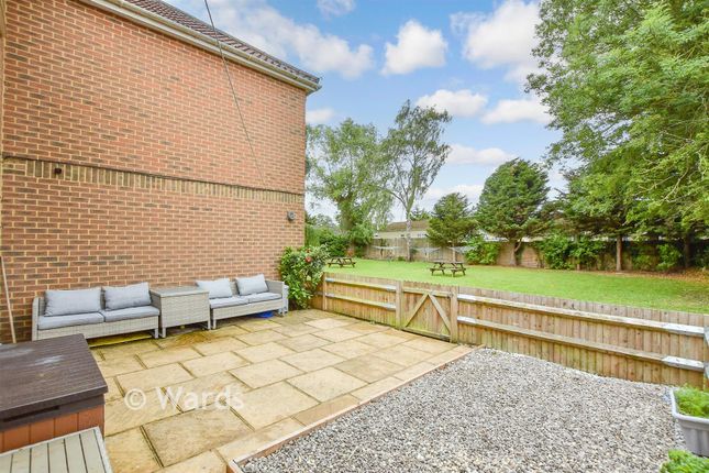 Kingfisher Court, London Road, Sevenoaks photo 2
